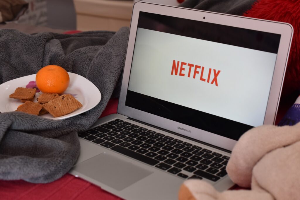 Netflix-GEO-Blocking-laptop