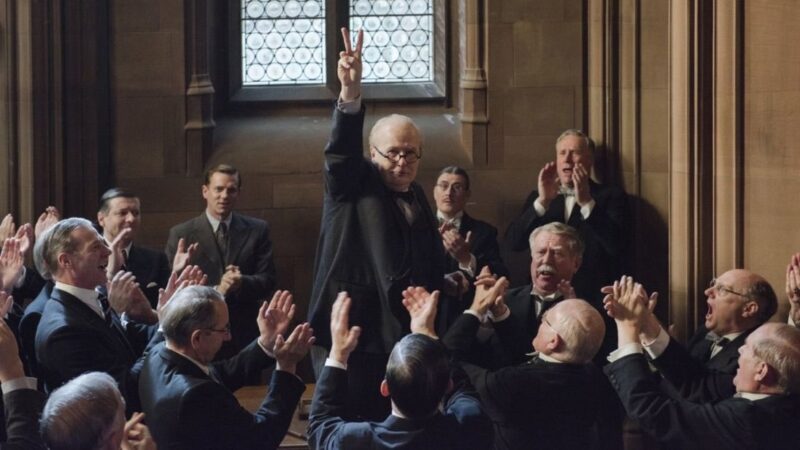L'ora più buia: arriva su Netflix il film dedicato al Primo ministro Churchill